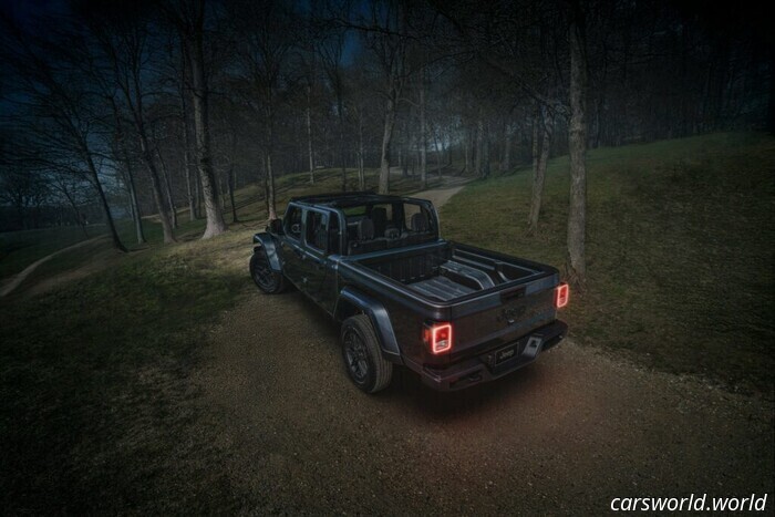The Jeep Gladiator Has Recently Adopted A Subtle New Identity | Carscoops